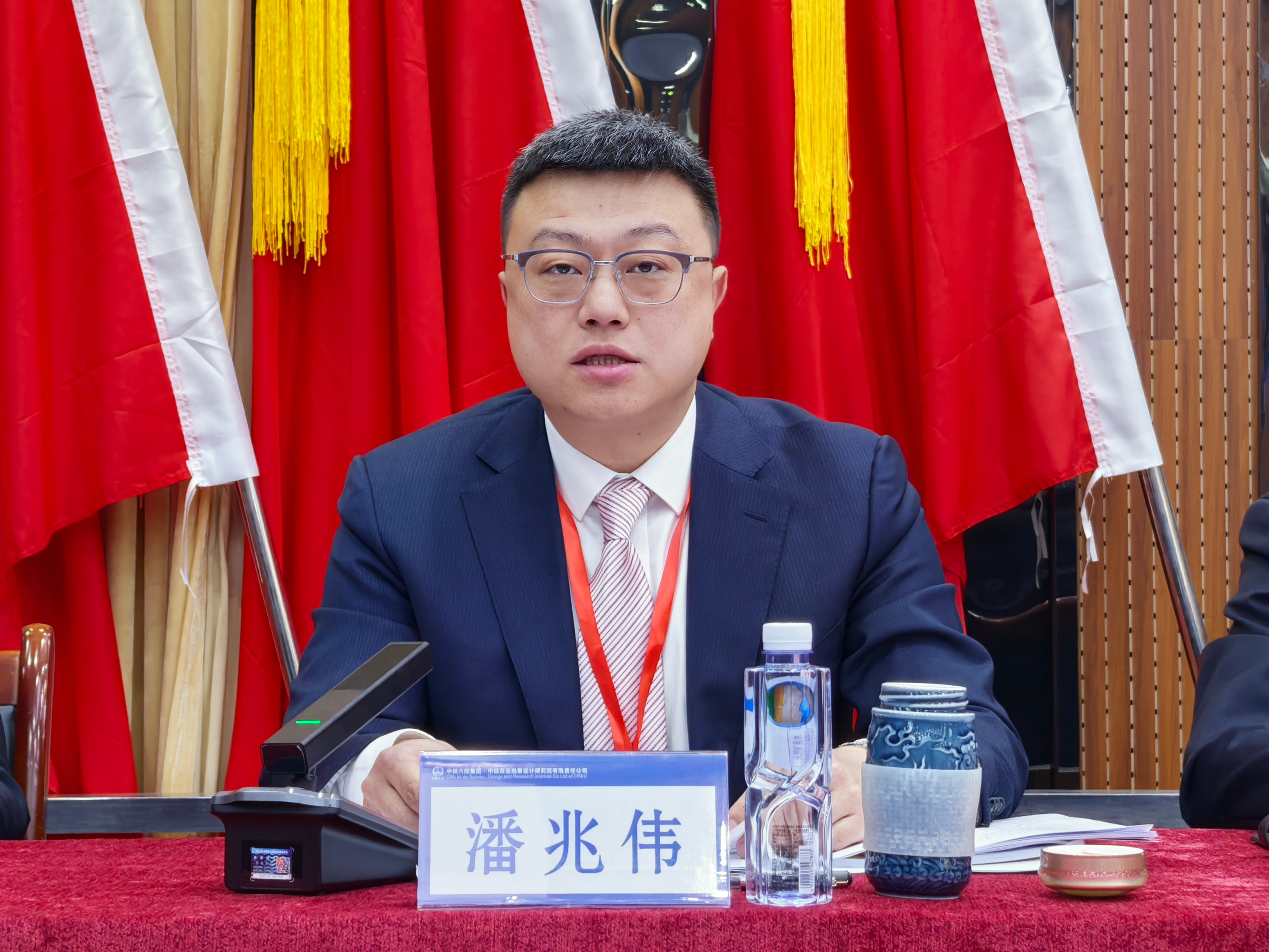 中鐵六院西安院召開2025年工作會議暨三屆一次職工代表大會(圖4) 中鐵六院西安院召開2025年工作會議暨三屆一次職工代表大會(圖4)